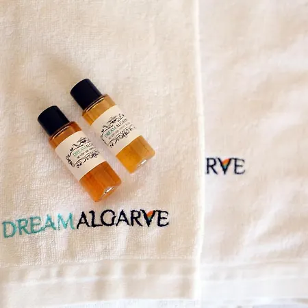 B60 - Promenade View * Lagos