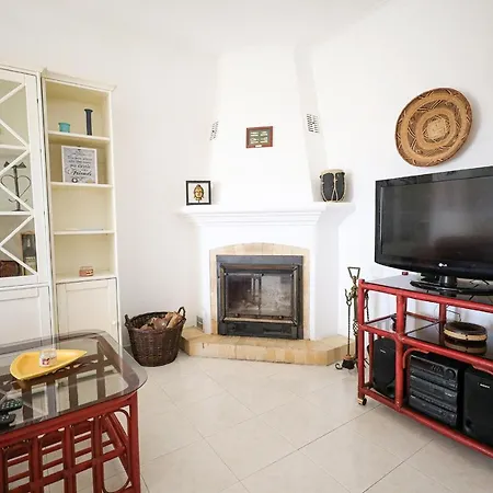 B60 - Promenade View